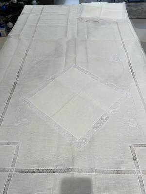 Скатерть 260*150 с салфетками 12шт.