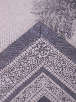 Скатерть жаккардовая "Дед Мороз и Снегурочка" 150*220